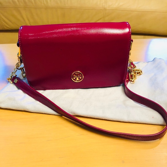 Tory Burch Handbags - Tory Burch crossbody bag